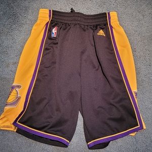 Lakers Gym Shorts for Men - size medium